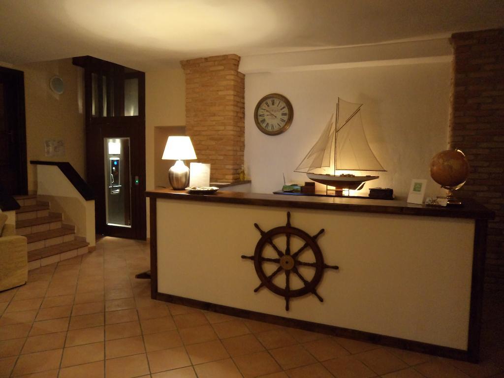 Albergo Tirreno Марина-ди-Камерота Экстерьер фото