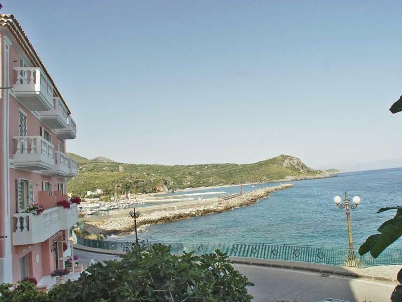 Albergo Tirreno Марина-ди-Камерота Экстерьер фото